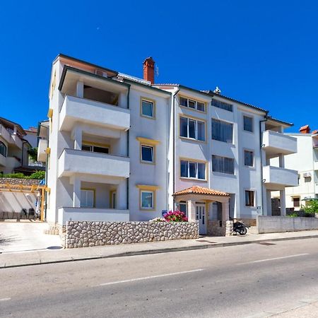 Apartments With A Parking Space Mali Lošinj Εξωτερικό φωτογραφία